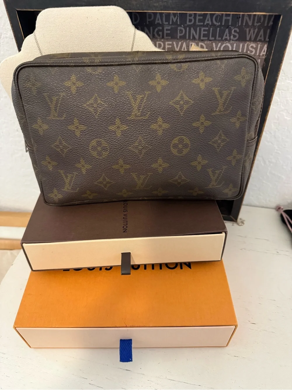 LOUIS VUITTON Trousse Toilette 23 Monogram Cosmetic Pouch authenticity included